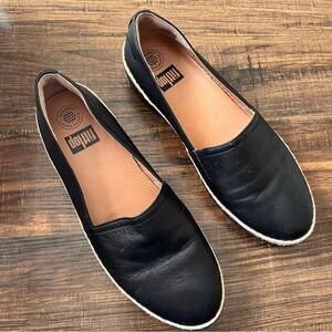 FitFlop Black Leather Casa Slip-On Wedge Platform Loafer Size 10